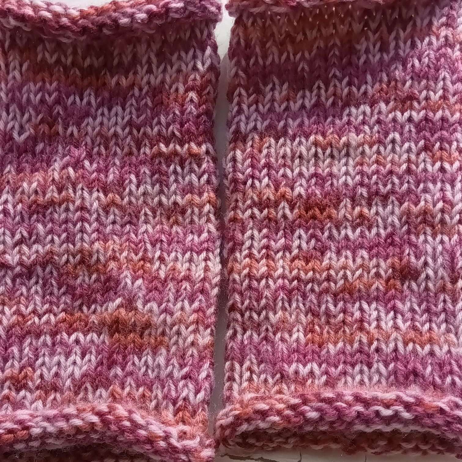 ダイソーポリエステル糸で足首ウォーマーの編み方